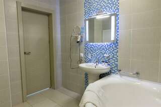 Отель Каскад Нижний Новгород Люкс-7