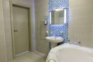 Отель Каскад Нижний Новгород Номер люкс-8